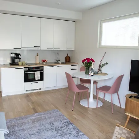 2 Bedroom Rose Charm - By University Kokkola  Exterior photo
